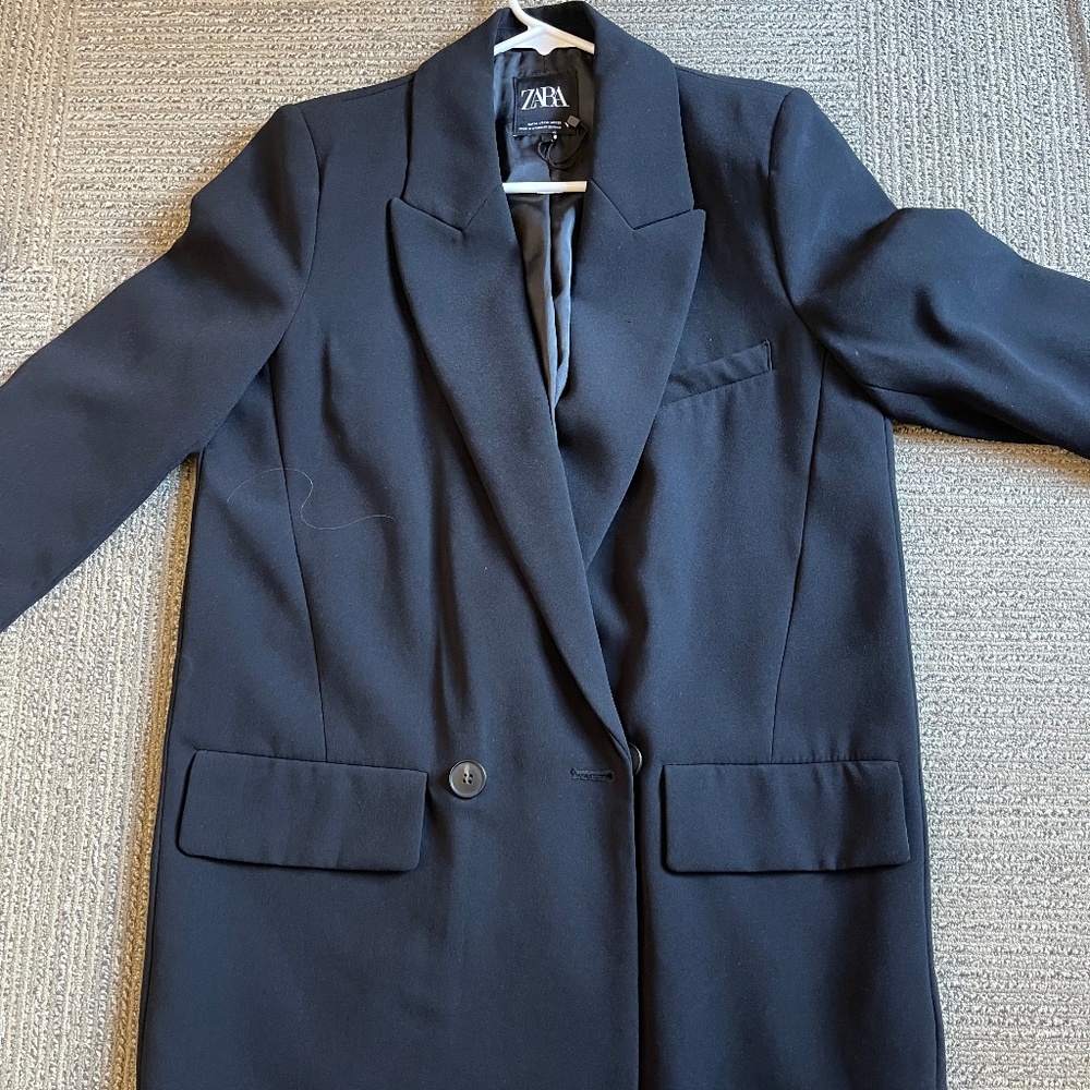 Black Zara Blazer worn once before.
